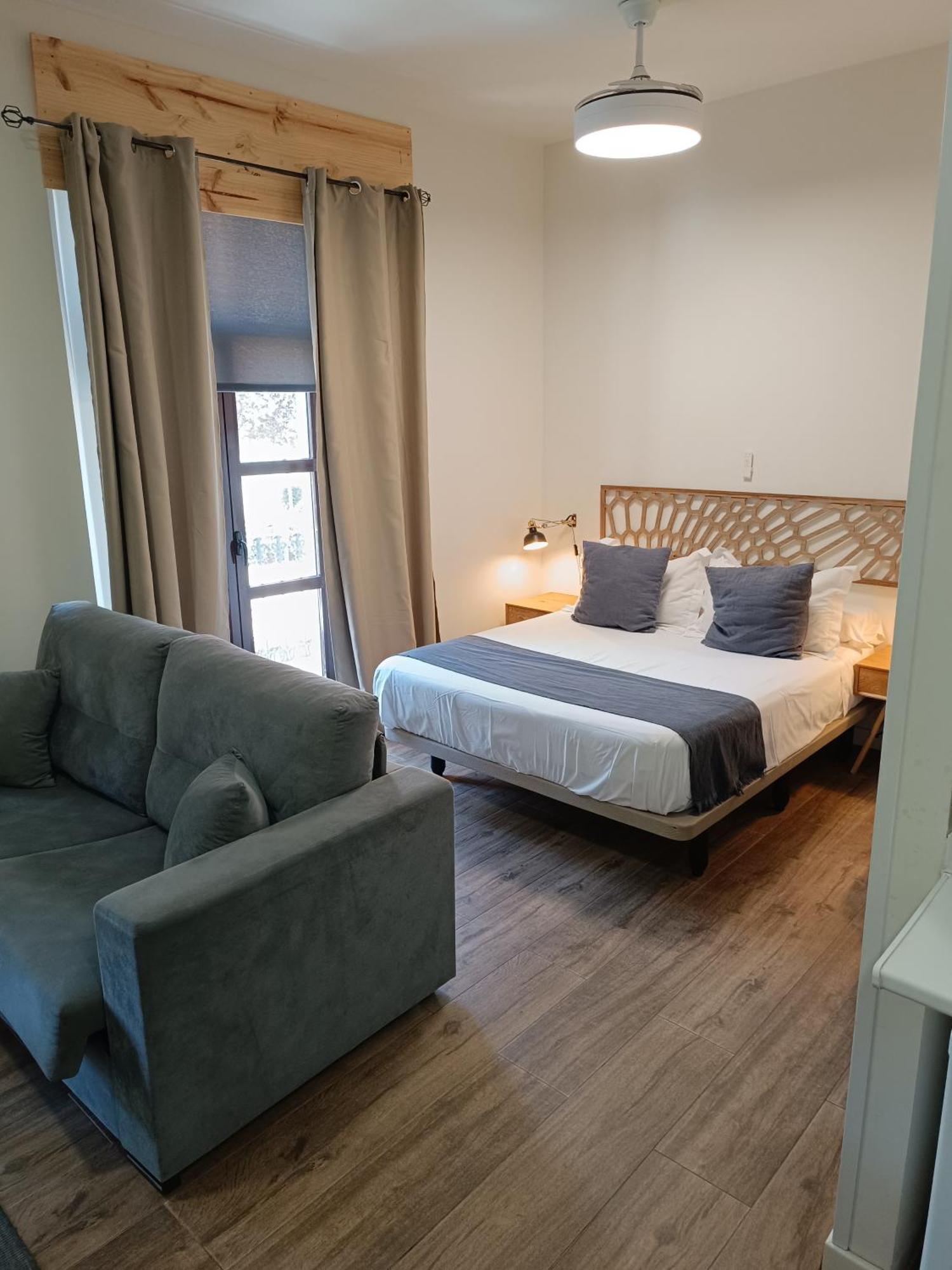 Apartamentos Al-Qazeres Luxury La Concepcion Caces Zewnętrze zdjęcie